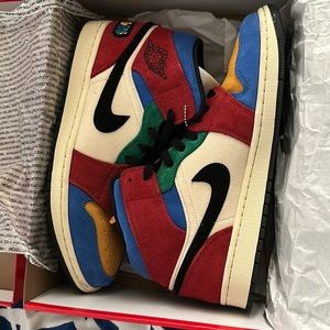 Jordan fearless pack size 10.5 worn 1 time basically new